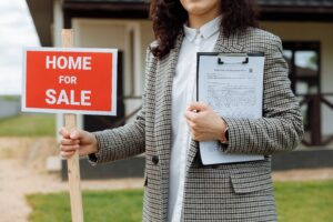 Excellent divorce real estate agent advice can help you be as successful as this woman ready sell your house.